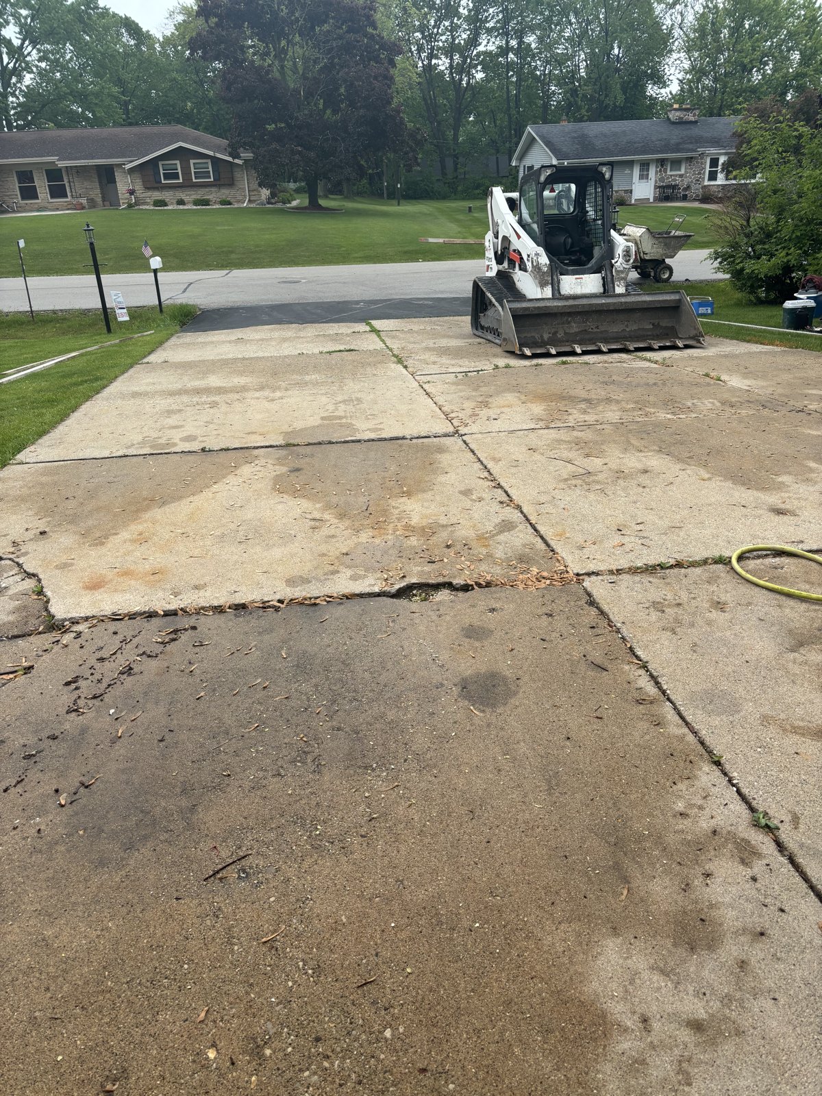 Driveway before the Germantown concrete project